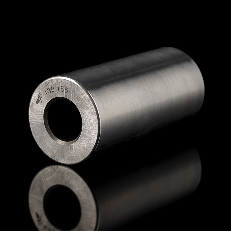 Палец поршня