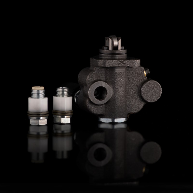 Насос подкачки топлива D2000-1111140-179