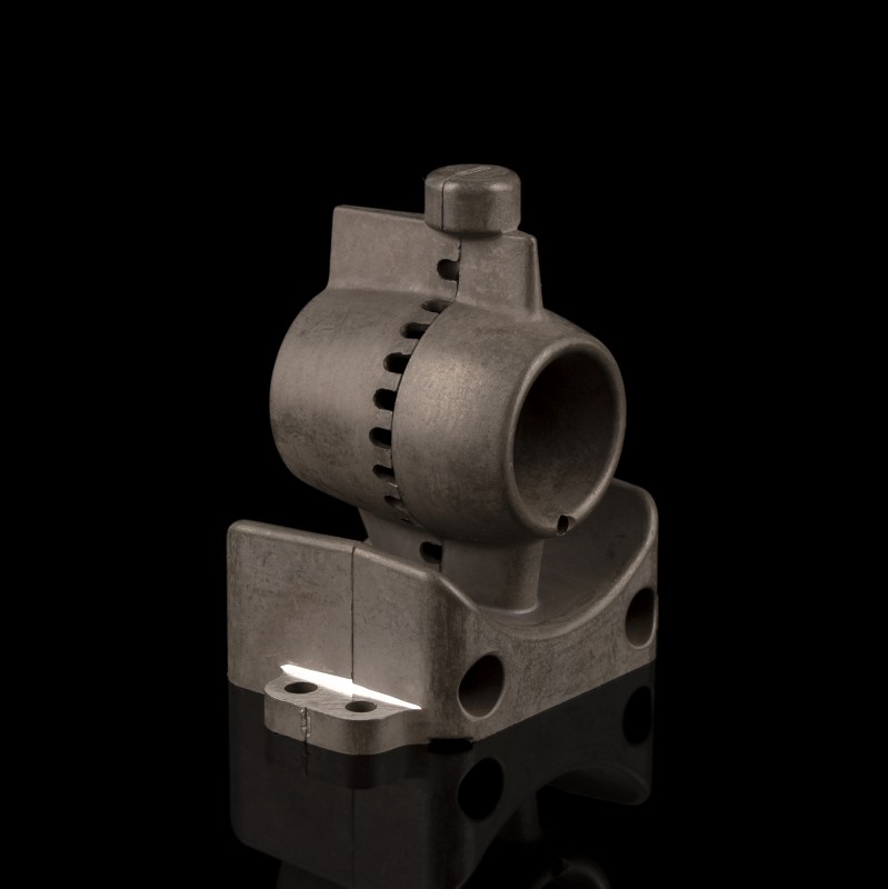 Смеситель J4R00-1113545B