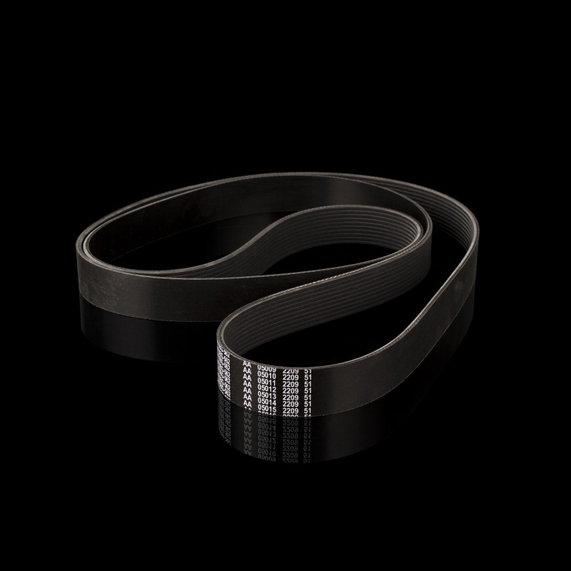 Ремень привода навесных агрегатов (ГУР, помпа, два генератора ) 10PK 2470мм YC80-10PK-2470BG