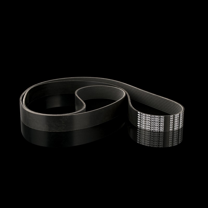 Ремень привода навесных агрегатов (ГУР, помпа, два генератора ) 10PK 2470мм YC80-10PK-2470BG