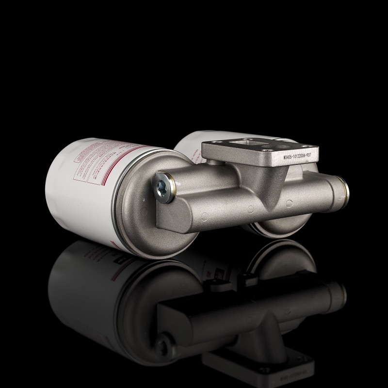 Фильтр масляный с кронштейном 