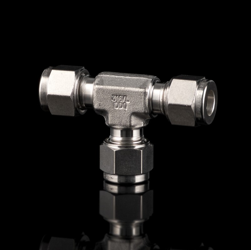 Тройник равнопроходной из нержавеющей стали 8мм