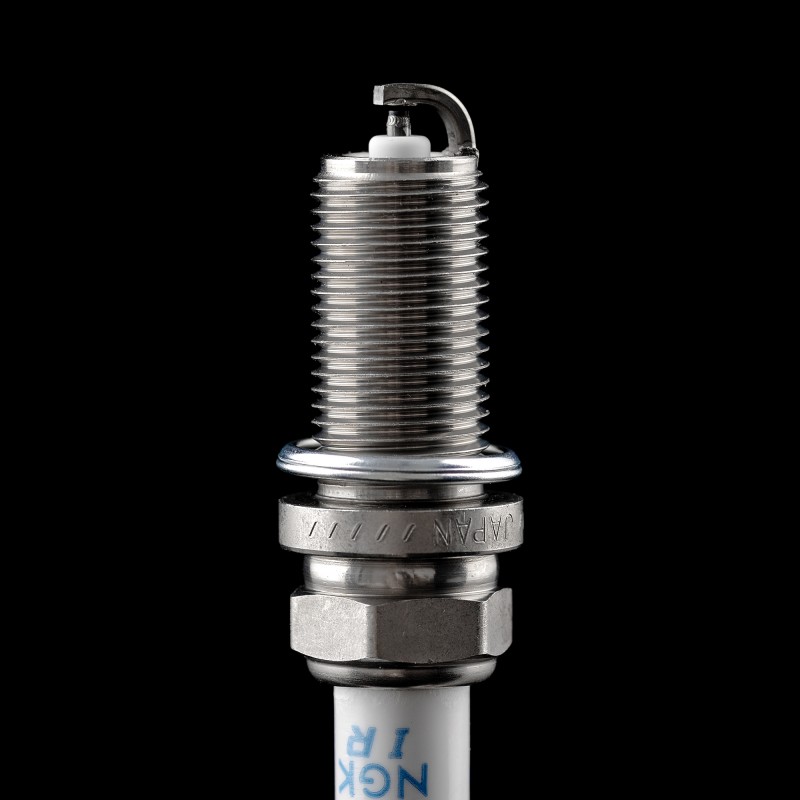 Свеча зажигания