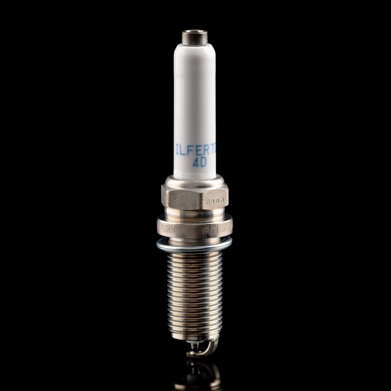 Свеча зажигания 202V25923-0005