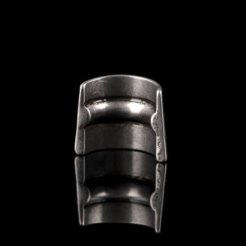 Сухарь клапана Сухарь клапана